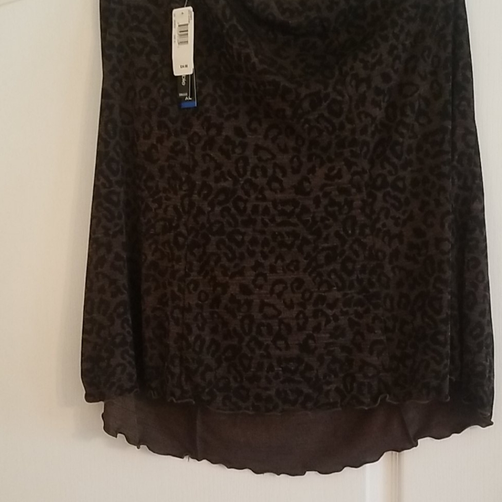 NWT Briggs N.Y. Animal print skirt